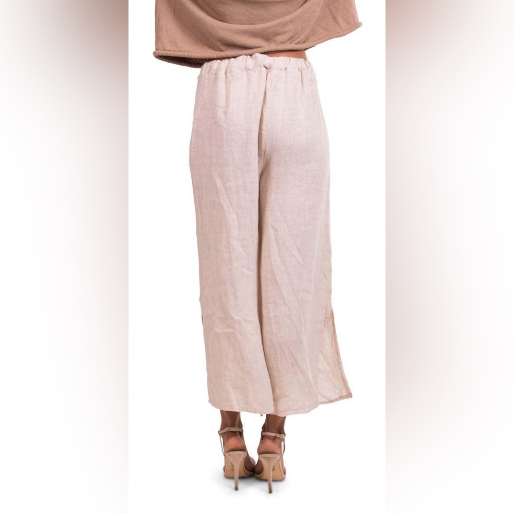 Gigi Moda Giulana Capri Pants View 2